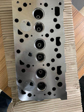 Load image into Gallery viewer, Kubota D1305 Cylinder Head - new loaded Toro Dingo
