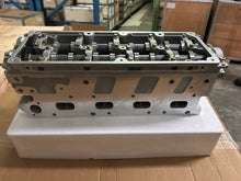 Load image into Gallery viewer, D4CB CYLINDER HEAD 221004A060 22100-4A060 778 Hyundai H1 Kia Sorento sonata  bosch/delphi (Copy)
