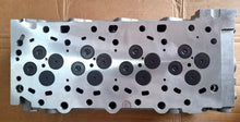 Load image into Gallery viewer, D4CB CYLINDER HEAD 221004A060 22100-4A060 778 Hyundai H1 Kia Sorento sonata  bosch/delphi
