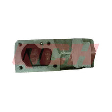 Load image into Gallery viewer, Kubota D1402 Cylinder Head - Bobcat New Holland Zennoh free shipping paypal or cards - Quantico Cylinder Heads
