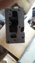 Load image into Gallery viewer, Isuzu 4JG2  3.1  Cylinder Head  &amp; Gasket Kit Set -&amp; SET HEAD BOLTS
