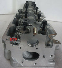 Load image into Gallery viewer, Mazda F2 FE 2.2 cylinder head 8 valve - Ford Hyster Yale
